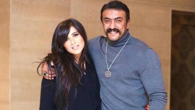 أحمد العوضي يخرج عن صمته بشأن أزمته مع ياسمين عبد العزيز.. نشر صورة ووجَّه رسالة لزوجته