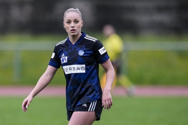 أجمل لاعبة في العالم تطلب مساعدة نيمار.. كشفت تفاصيل اتصالها بنجم سان جيرمان