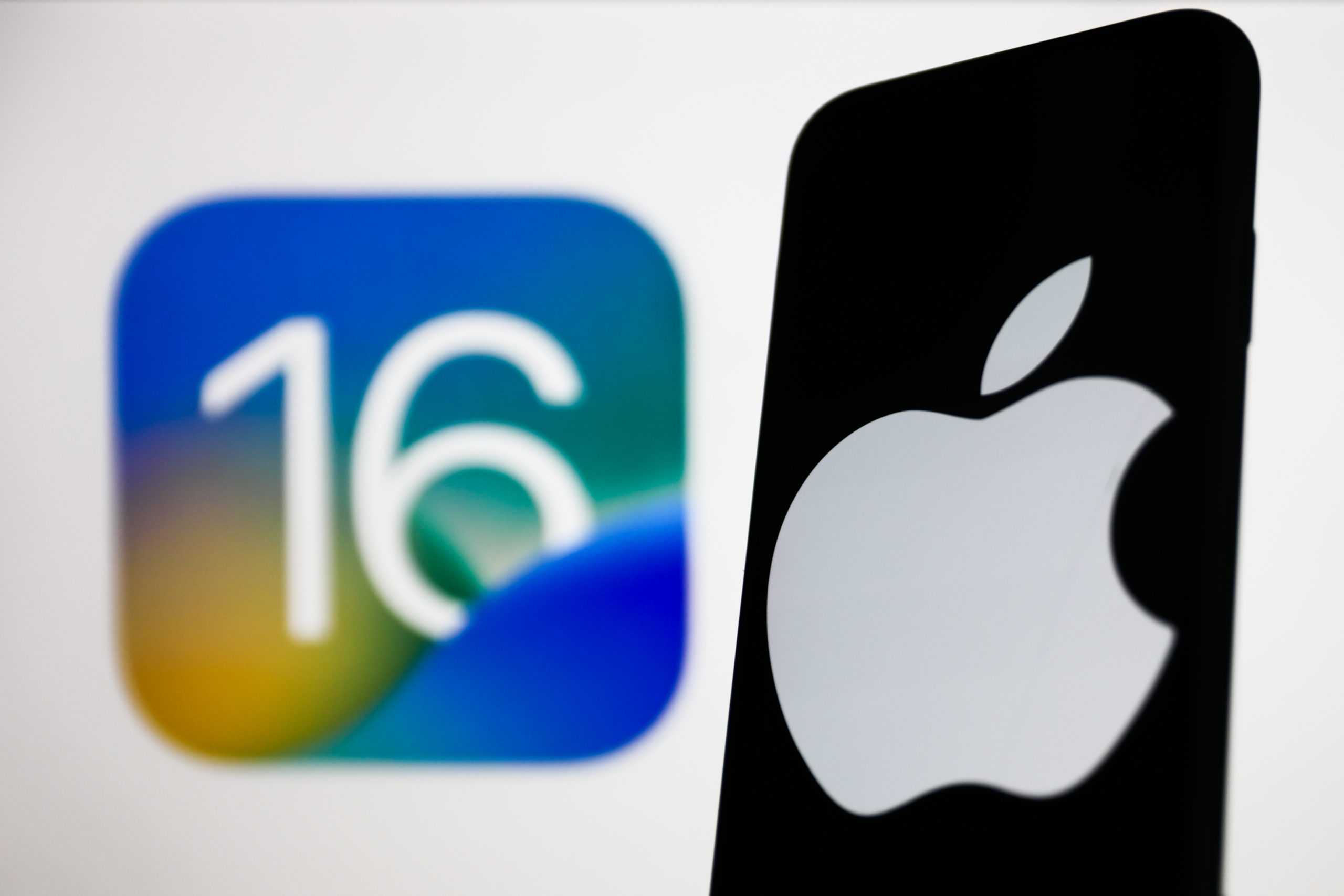 معالجات iOS 16 / getty images