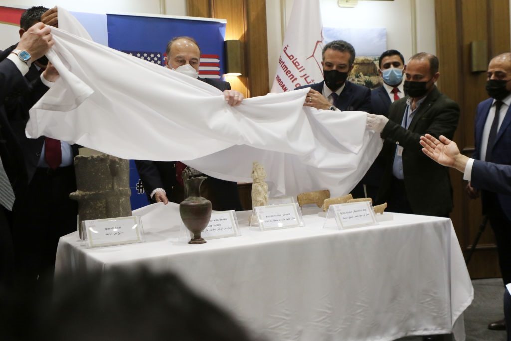 آثار تهريب آثار اليمن الشرق الأوسط