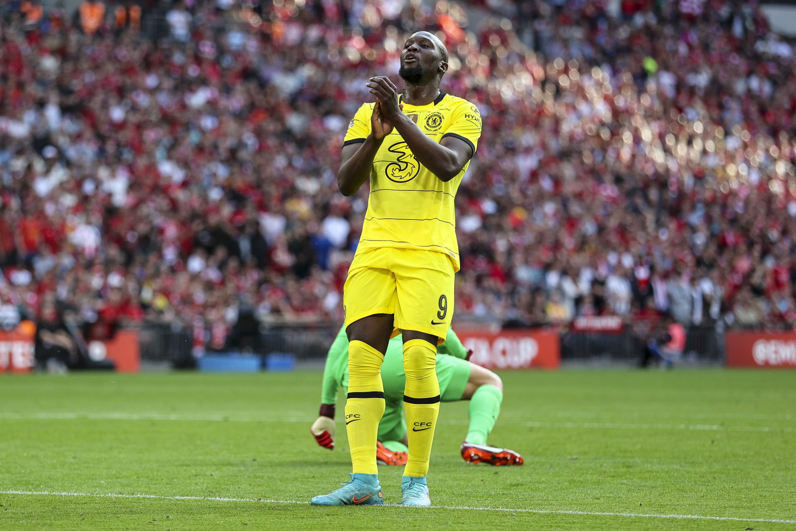 الفشل يُلاحق صفقات تشيلسي الهجومية.. لوكاكو ينضم إلى قائمة طويلة من النجوم، ودروغبا الاستثناء