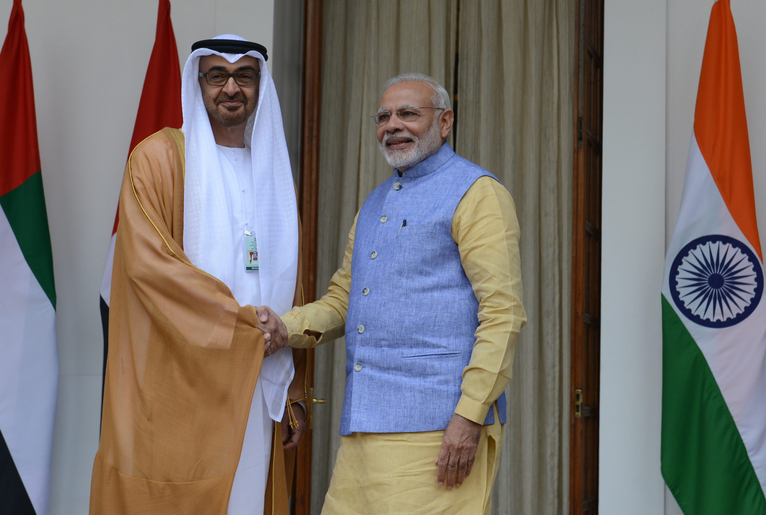 رئيس وزراء الهند يشكر محمد بن زايد لاستقباله في المطار: لفتة خاصة من أخي صاحب السمو!