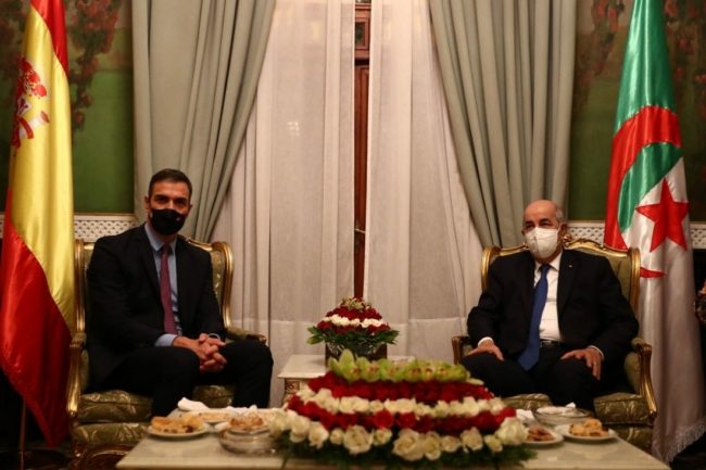 “بيننا وبين مدريد خصومة فلن نفتح لها أبوابنا”! تفاصيل قضية التعاقد مع شركة “الفار الإسبانية” تعصف بمسؤولين في الجزائر