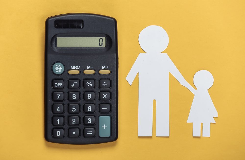 قوانين حق النفقة للمرأة المتزوجة أو المطلقة تحظى بجدل كبير في الدول العربية - ShutterStock