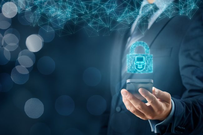 في عالم أصبحت فيه خصوصية البيانات كابوسًا.. ما هي الهواتف الأكثر أمنًا في العالم؟