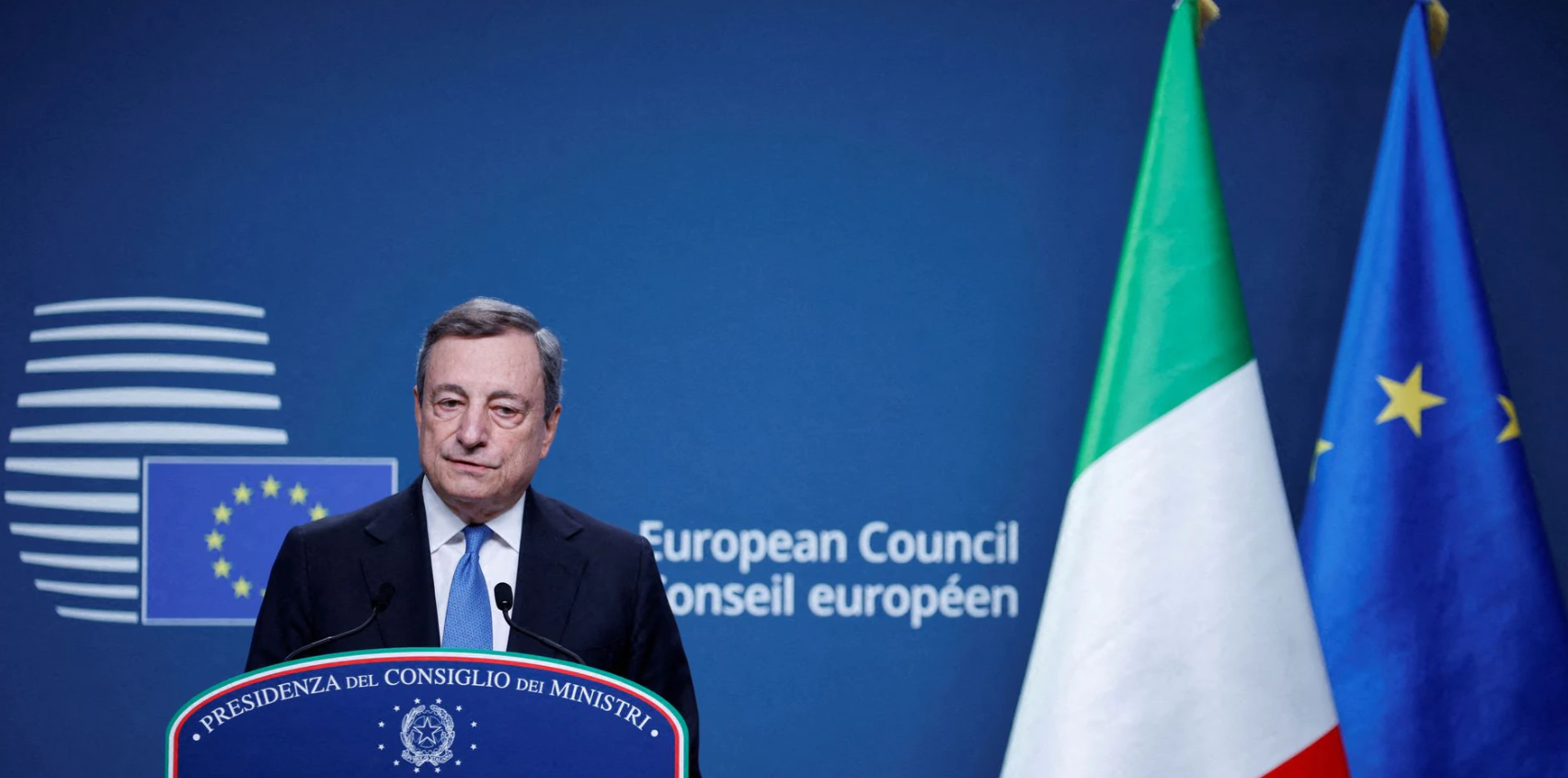 أزمة ديون إيطالية تلوح في الأفق، هكذا تهدد الاتحاد الأوروبي بكارثة، وإليك آثارها على العالم العربي