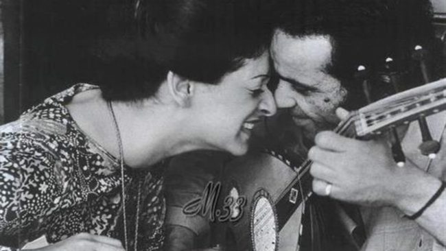 نجل وردة الجزائرية لبليغ حمدي: “يا أخي تزوّجتها، طب احترمها” (فيديو)