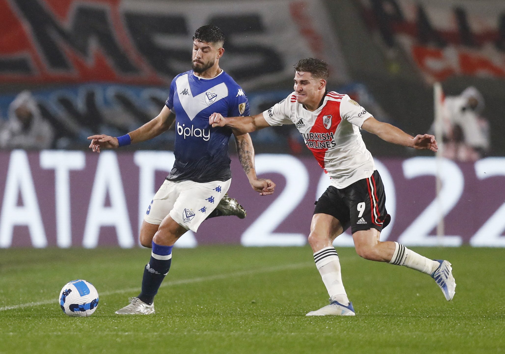 الهداف الذي سيزعج هالاند.. من هو زميل ميسي المغمور الذي سيجد فيه جوارديولا ضالته؟