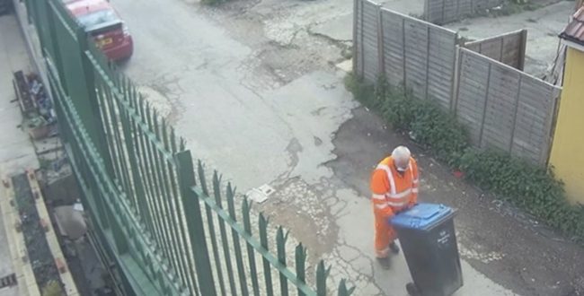 ضربها بمنشار حتى ماتت ثم دفنها في غابة! تفاصيل “مرعبة” لحادث قتل فتاة بريطانية على يد عجوز (صور)