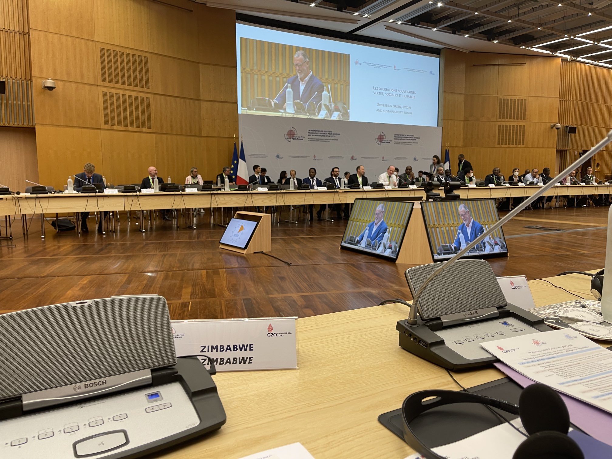 ما هو نادي باريس؟ 5 نقاط تشرح قصة المجموعة التي تتدخل لإنقاذ الدول من الإفلاس وتخفيف عبء ديونها