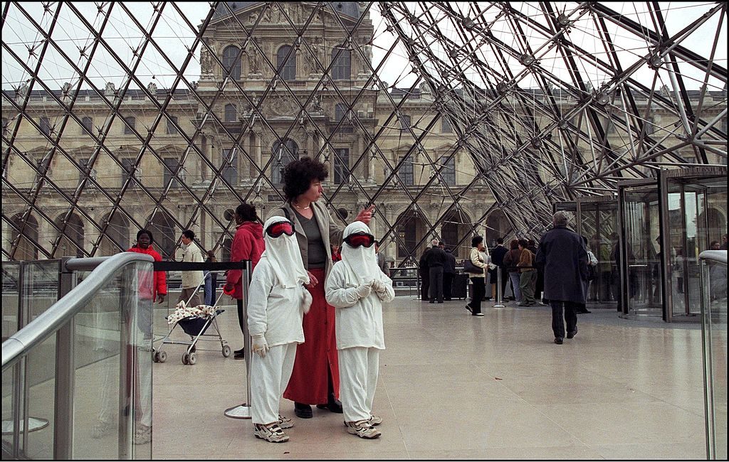 أطفال القمر