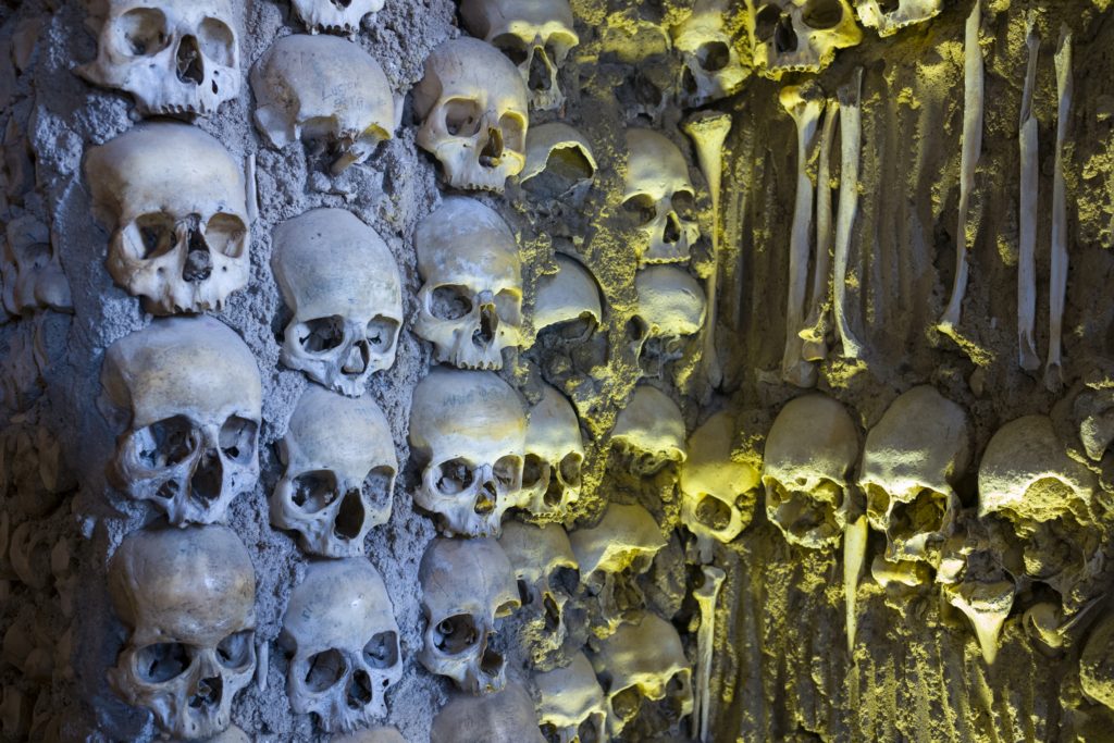 Getty Images/ "كابيلا دي أوسوس".. كنيسة العظام في البرتغال