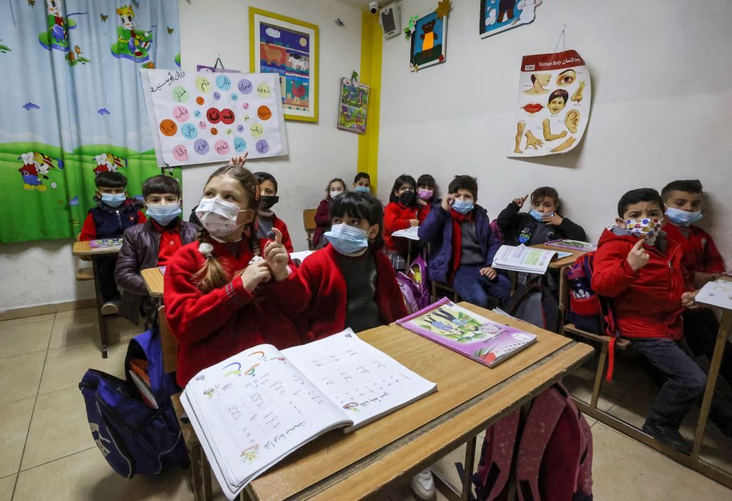 الاحتلال يهدد 6 مدارس في القدس بالإغلاق بتهمة “التحريض”.. إحداها أقدم من تاريخ قيام إسرائيل