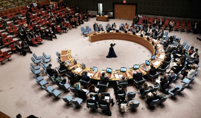 فحصت بيانات 57 ألف سياسي في 11 دولة.. دراسة حديثة: رجال الساسة يعيشون عمراً أطول من المواطنين