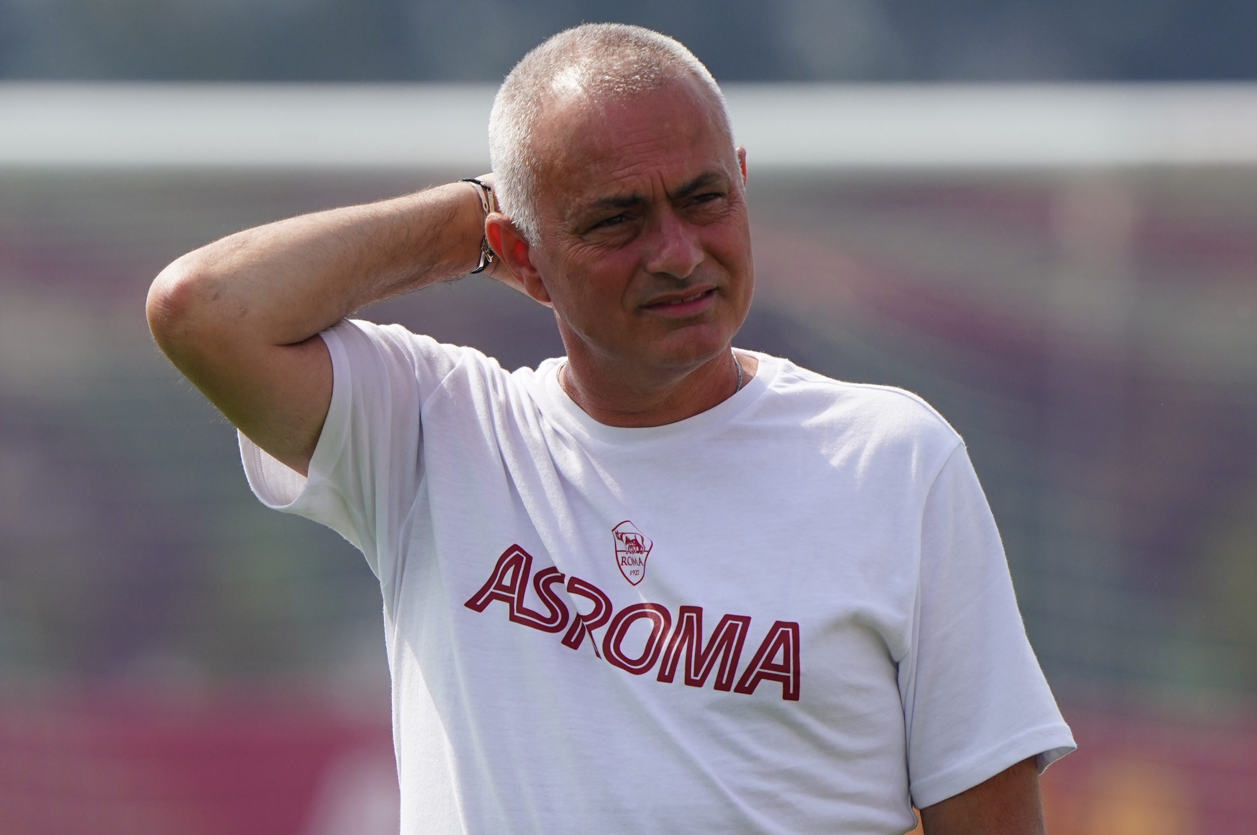 مورينيو يُخرج حسام عوار دون إشراك بديل له (رويترز)