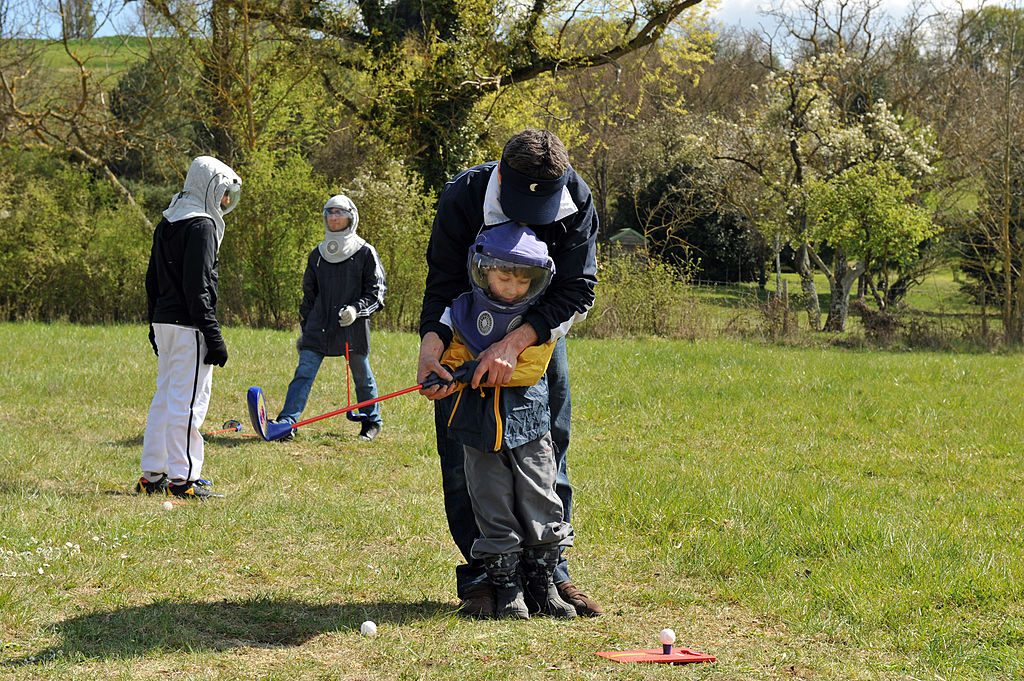 أطفال القمر