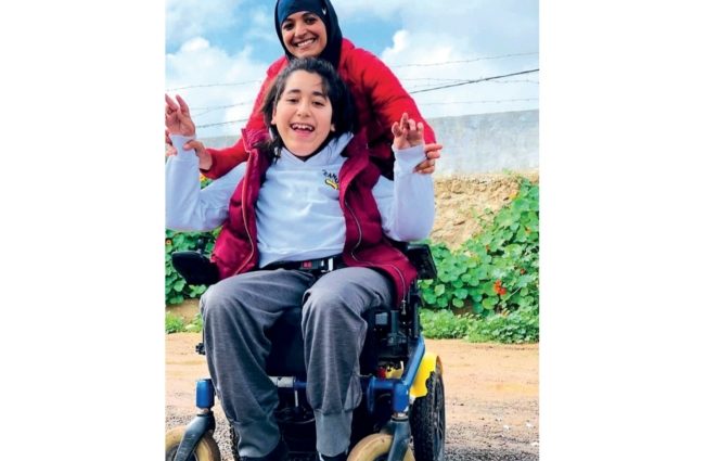 كشف لنا ما يعانيه أصحاب الإعاقة في المغرب، وعلَّمنا التحدي والهمة.. وداعاً “الشيف عمر”