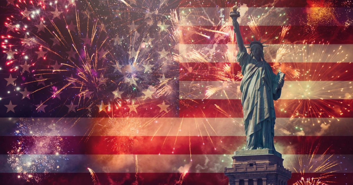 بدأ بانفصال 13 ولاية عن بريطانيا، وحولوه إلى كرنفال شعبي.. هكذا قضيت عيد الاستقلال في أمريكا