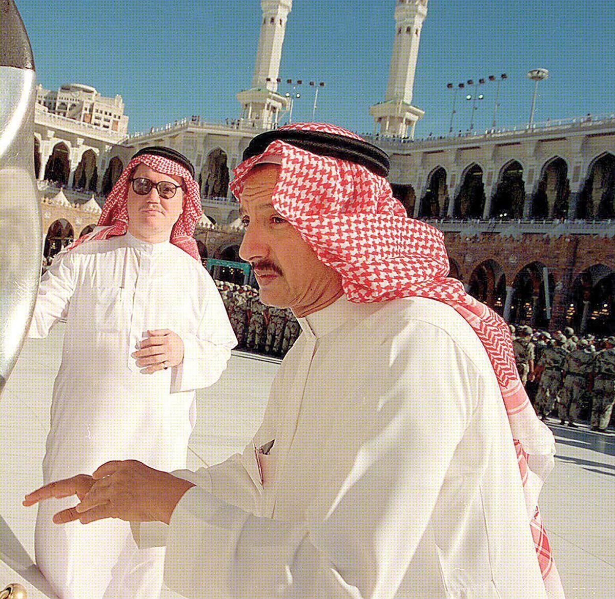 بكر بن لادن الذي يزعم أنه التقى الأمير تشارلز