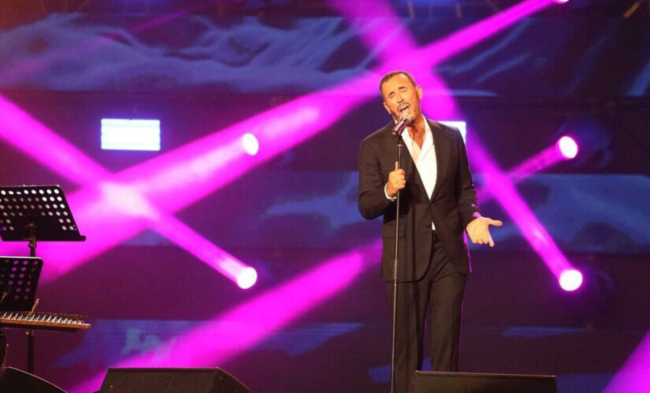 بعد أشهر من التأجيلات.. كاظم الساهر يكشف مصير ألبومه القادم، ويعلن عن مفاجأة لجمهوره المصري