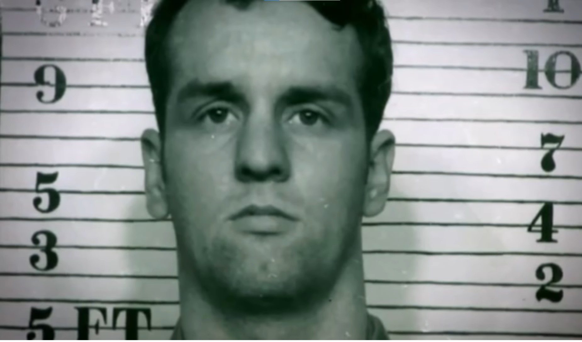 القاتل المتسلسل آرثر شوكروس\التواصل الاجتماعي