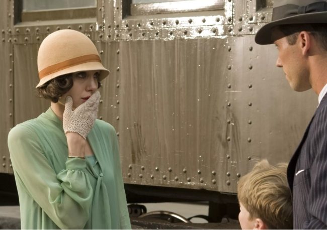 اتُّهمت بالجنون عندما رفضت طفلاً آخر بدلاً من ابنها المفقود! قصة المرأة التي جسدتها أنجلينا جولي