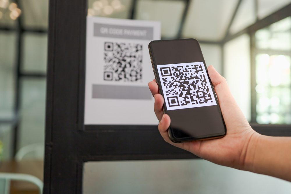 تُستخدم الأكواد على نطاق واسع منذ سنوات - ShutterStock