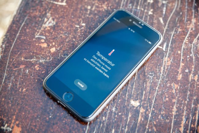 لماذا ترتفع حرارة هاتف آيفون بشكلٍ مفرط؟ إليك حلول إصلاح المشكلة