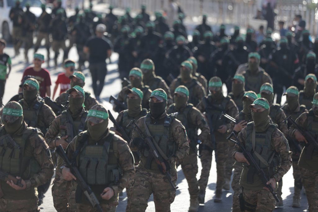 جنود المقاومة في غزة/ رويترز