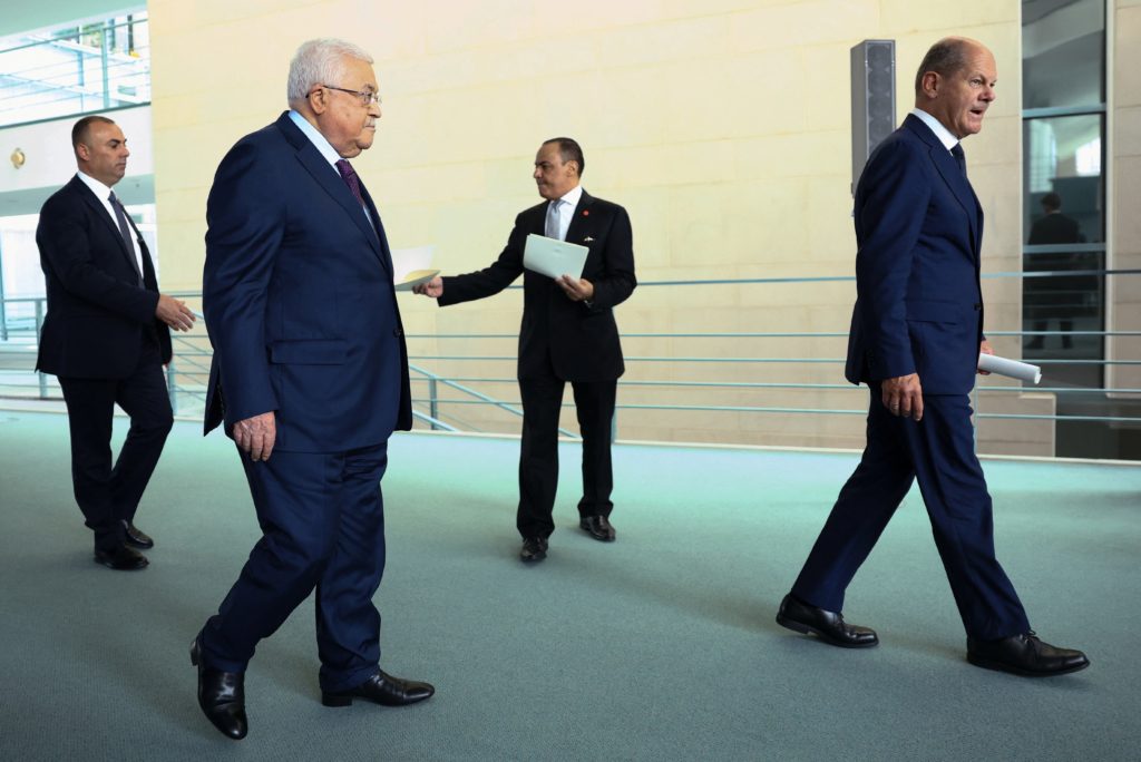 محمود عباس فلسطين ألمانيا
