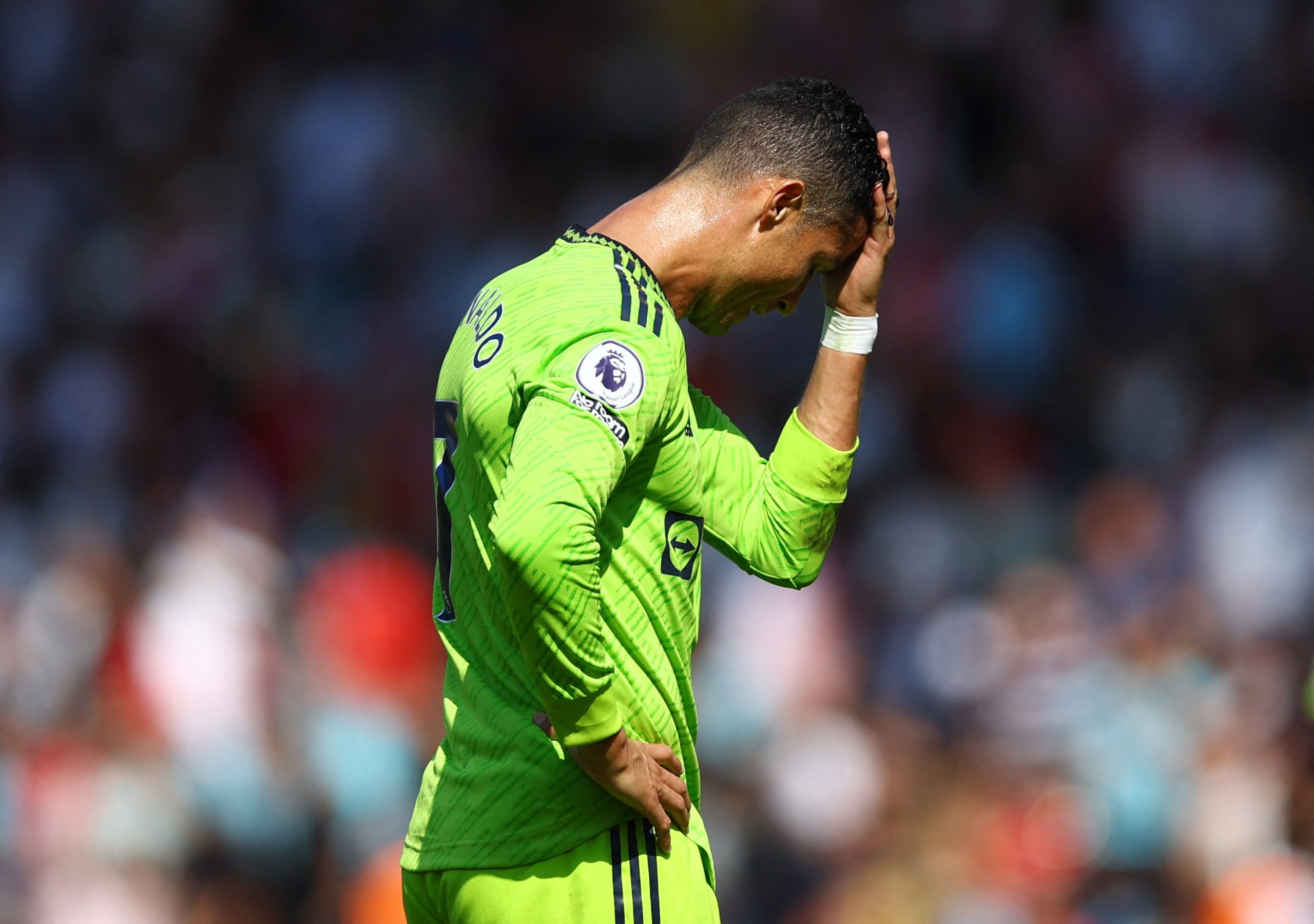 مدرب يهدد بالاستقالة بسبب رونالدو (رويترز)