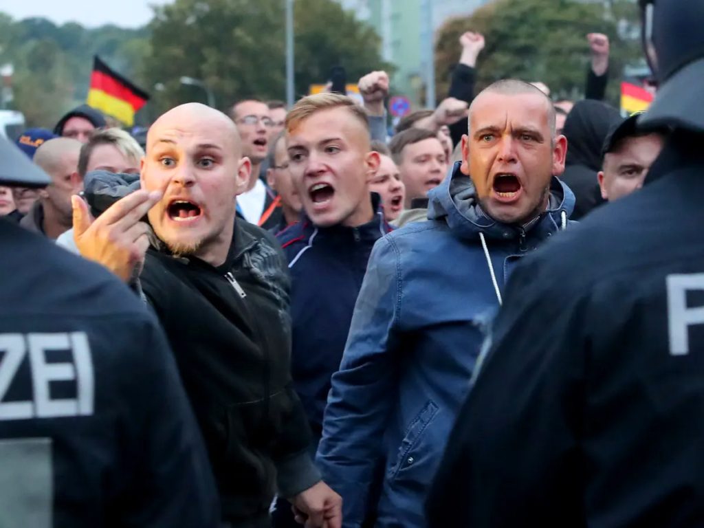 اليمين المتطرف