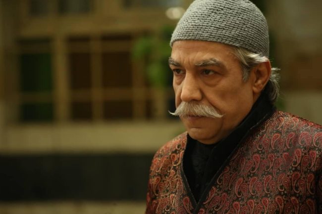 ادَّعى أنه ضابط بالمخابرات الجوية.. مقلب مُخيف يتعرض له الفنان أيمن رضا جعله يبوح بسرٍّ خطير!