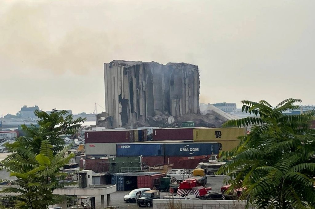 صوامع مرفأ بيروت لبنان