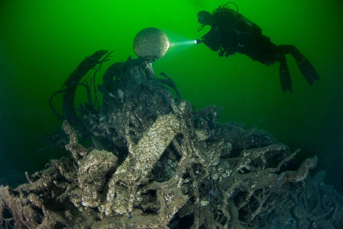"المدينة الغارقة" مقابل سواحل تركيا