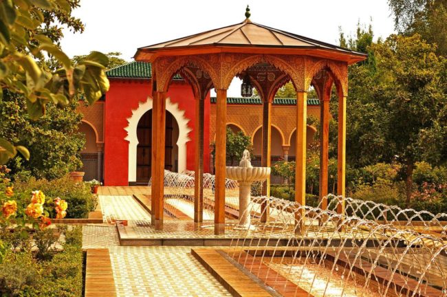 حديقة إسلامية في برلين مزيَّنة بأبيات شعر عربية.. قصة الجزائري الذي صمَّم أجمل الحدائق في العالم