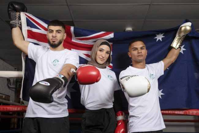 لاعبة مسلمة تدخل التاريخ بتمثيلها أستراليا في بطولة دولية.. كشفت سبب انتقالها من عالم التجميل للرياضة