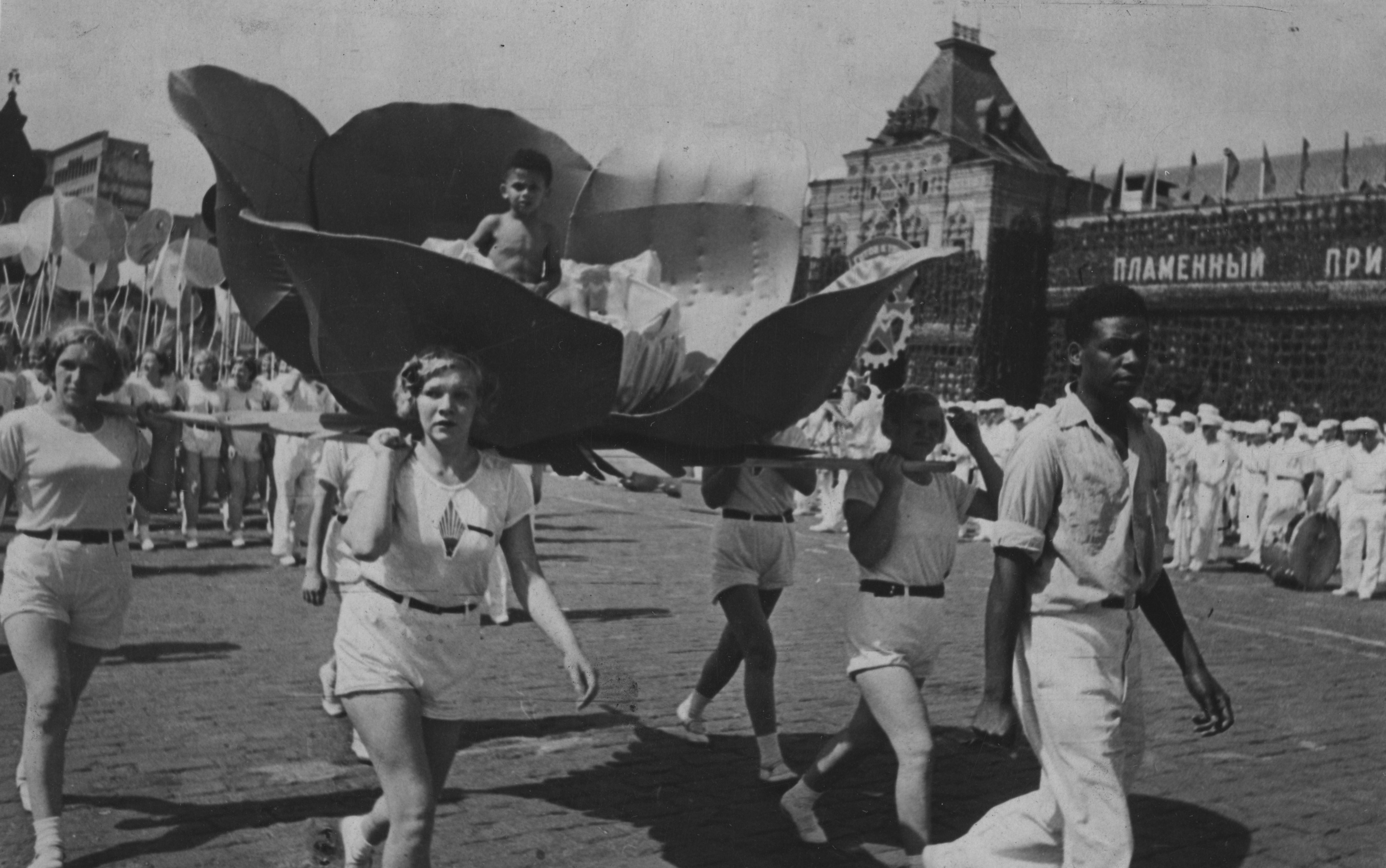 Getty Images/ "الأم البطلة".. جائزة تُمنح للنساء اللاتي لديهن عشرة أطفال أو أكثر!