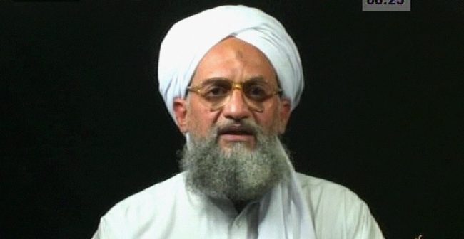 من طبيب مصري مغمور إلى أخطر رجل في العالم.. من هو الظواهري رفيق بن لادن الذي قتلته أمريكا؟