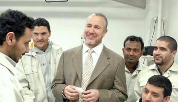 كان الباحث الكيميائي المصري أستاذا للعلوم بجامعة طنطا - Twitter