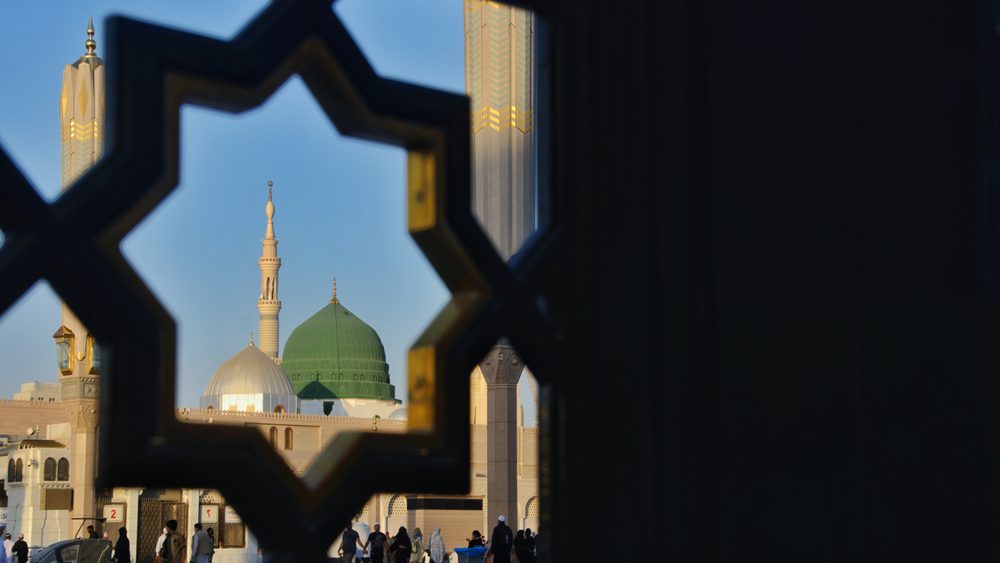 مسجد النبي صلى الله عليه وسلم/ Shutterstock