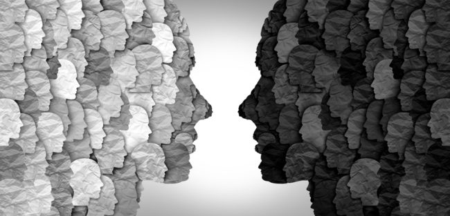 تمنحهم شهادات رفيعة وتنشر سمومها من خلالهم.. كيف يصنع الغرب “طبقة مثقفة وهمية” في بلادنا؟