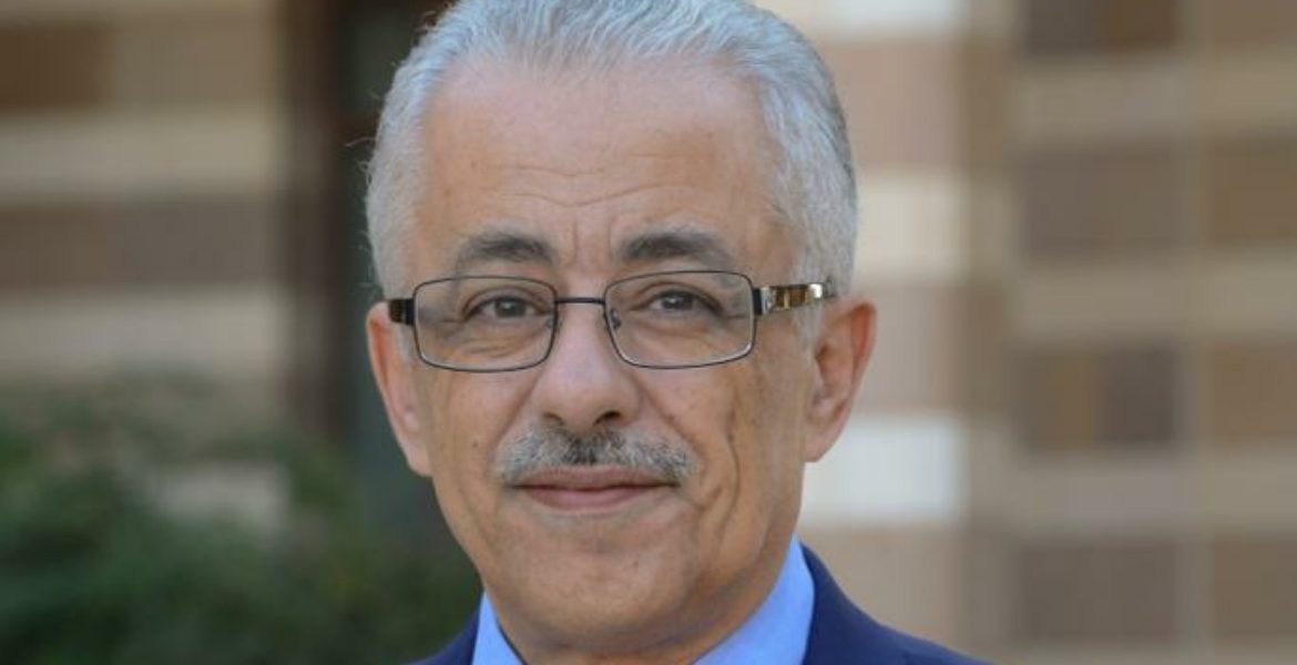 بعد فشل نظام “التابلت” وتسرّب امتحانات الثانوية.. متى يُقَال وزير التعليم طارق شوقي؟