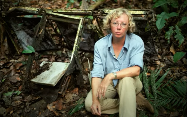 قاومت الموت 10 أيام في غابات الأمازون.. قصة الناجية الوحيدة من تحطم طائرة عام 1971