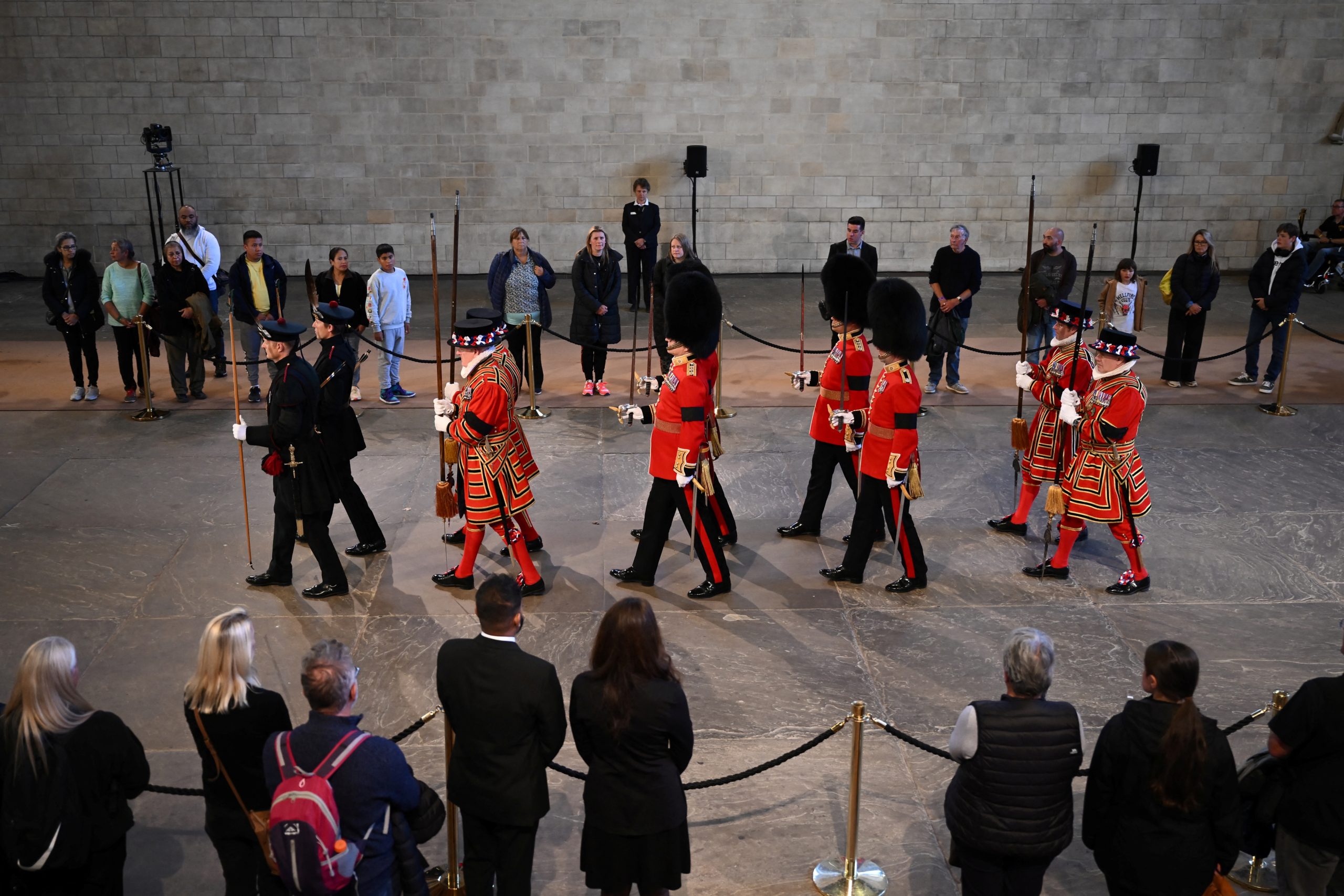 الملكة الراحلة إليزابيث