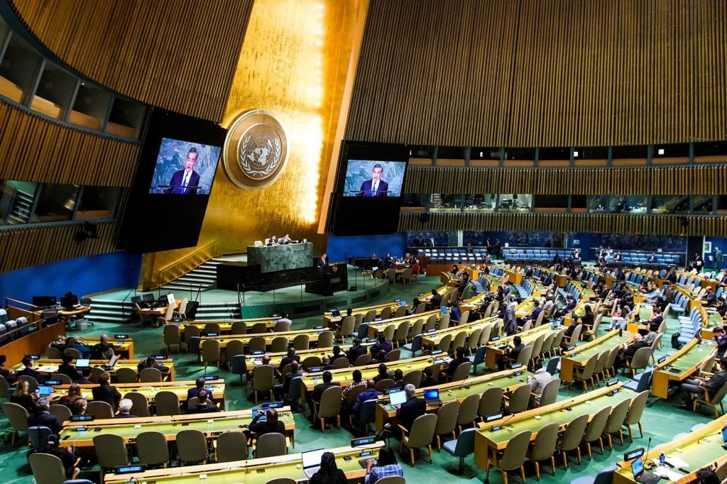 دبلوماسي عراقي