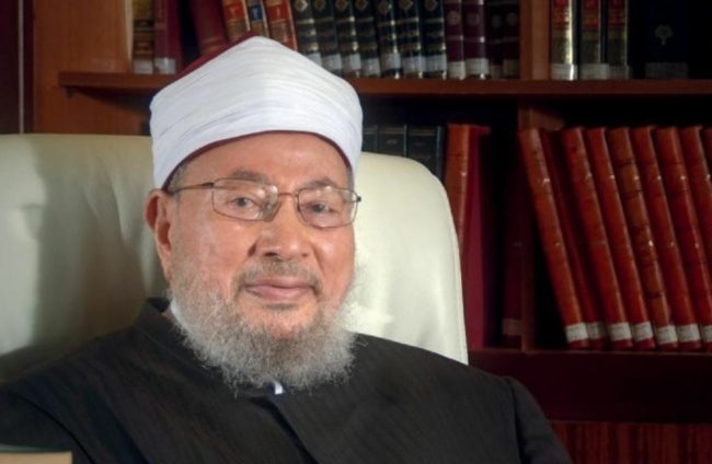 فيديو مؤثر للقرضاوي وهو يتحدث عن “أحلى صلاة في حياته”.. أداها بالسجن خلال فترة حكم عبد الناصر