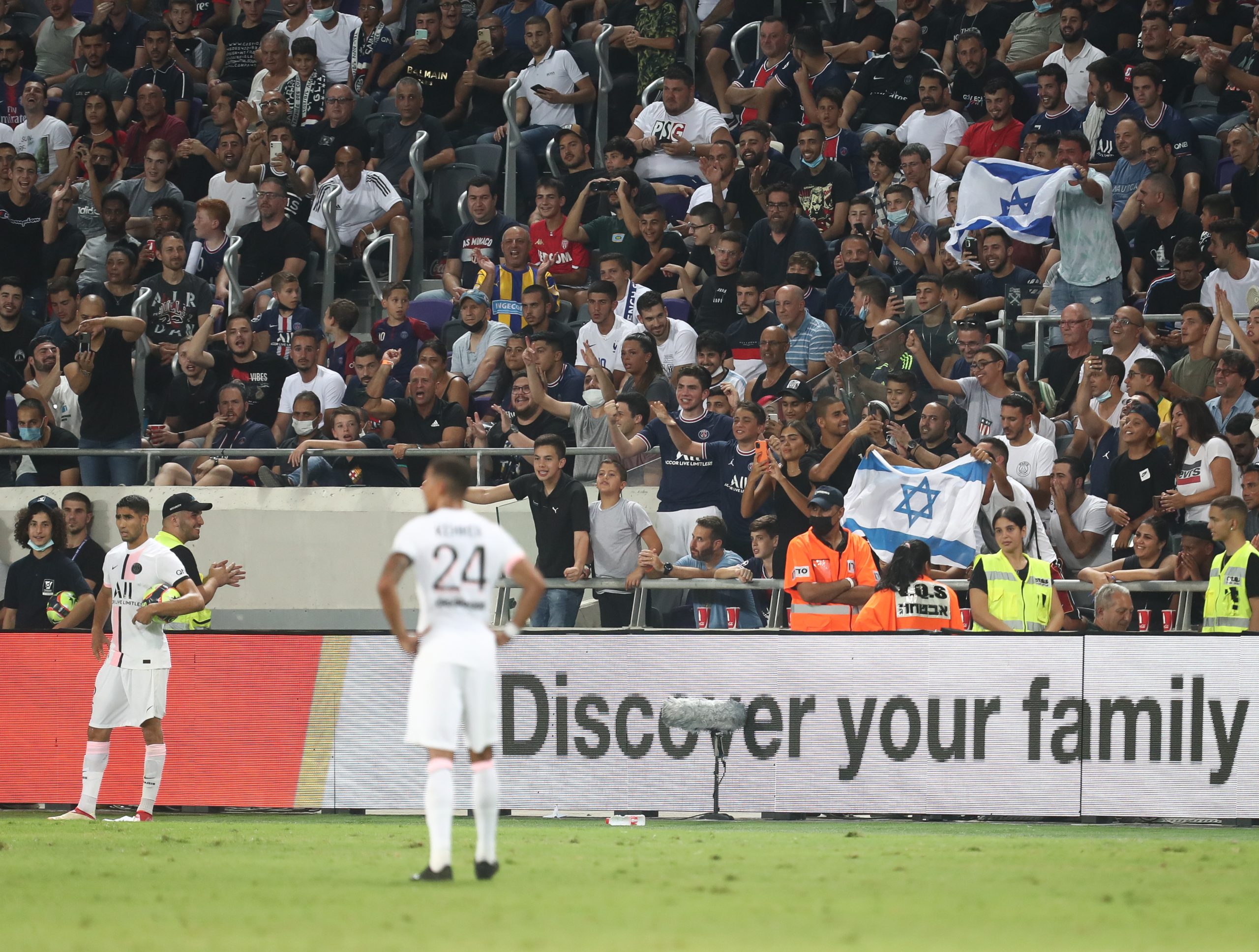 أشرف حكيمي يتحدى الجمهور الإسرائيلي - gettyimages