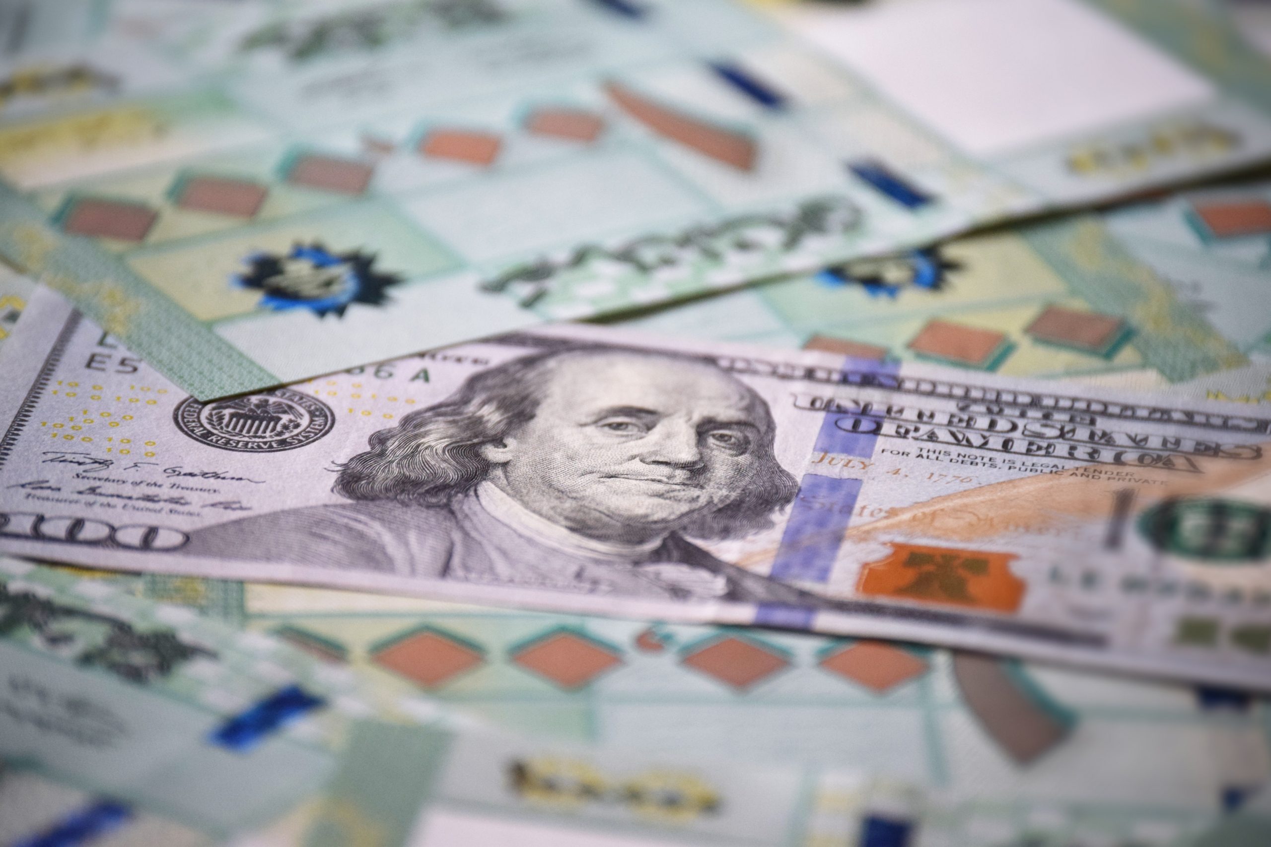 الليرة اللبنانية مقابل الدولار