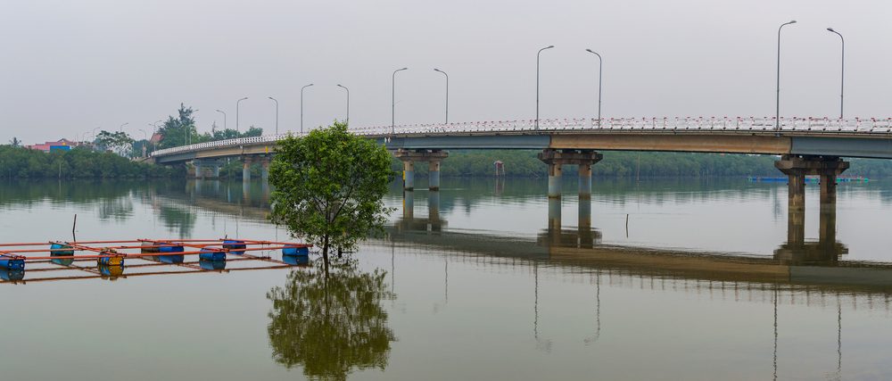 النهر الأحمر |shutterstock